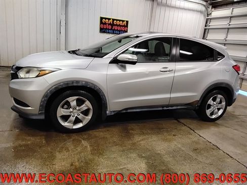 Used 2016 Honda HR-V EX image 5