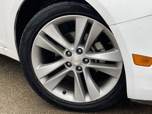 Used 2016 Chevrolet Cruze LTZ image 9