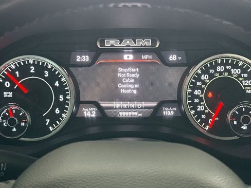 Used 2022 RAM 1500 Laramie AWD/4WD image 28
