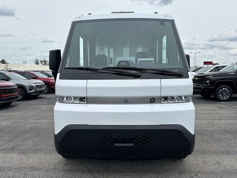 Used 2024 Chevrolet Brightdrop 600 w/ Battery Pack, Max Range AWD/4WD image 8