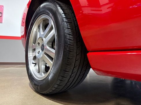 Used 2005 Ford Mustang GT Premium image 50