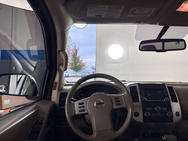 Used 2016 Nissan Frontier SV w/ SV Value Truck Package AWD/4WD image 27