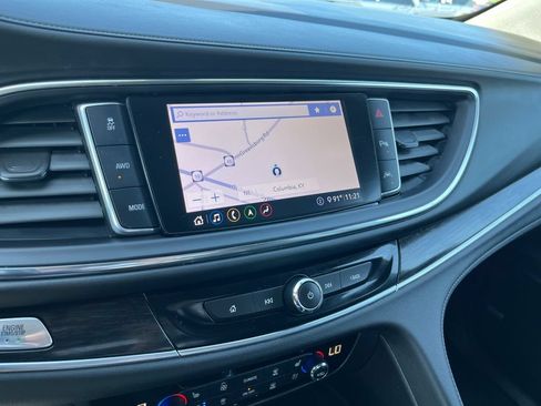 Used 2021 Buick Enclave Avenir w/ Avenir Technology Package AWD/4WD image 17