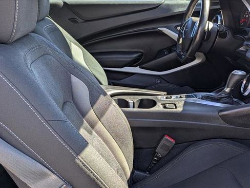 Used 2018 Chevrolet Camaro SS image 19