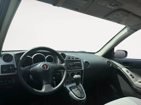 Used 2008 Pontiac Vibe w/ Sun And Sound Package FWD image 12