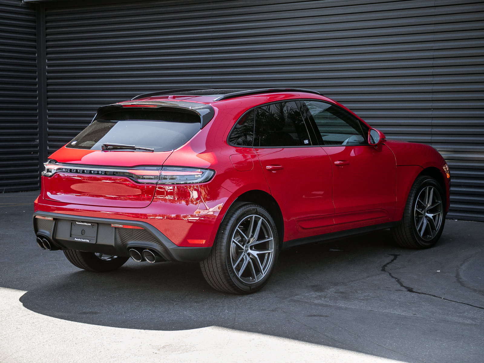 Certified 2026 Porsche Macan AWD/4WD image 10