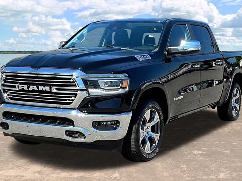 Used 2022 RAM 1500 Laramie AWD/4WD image 4