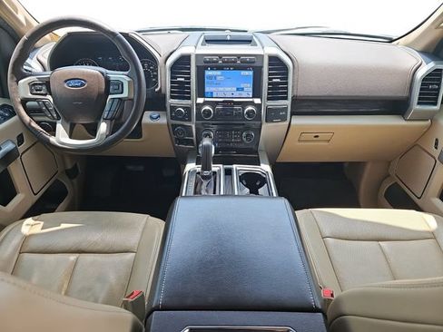 Used 2018 Ford F150 Lariat w/ Equipment Group 502A Luxury AWD/4WD image 9