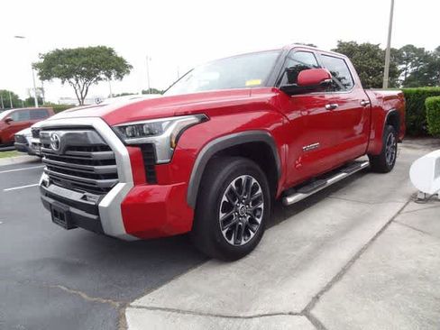 Used 2022 Toyota Tundra Limited AWD/4WD image 10