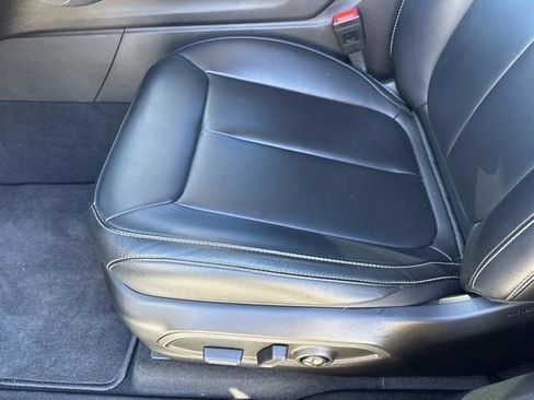 Used 2025 Jeep Grand Cherokee Limited w/ Trailer Tow Package image 19