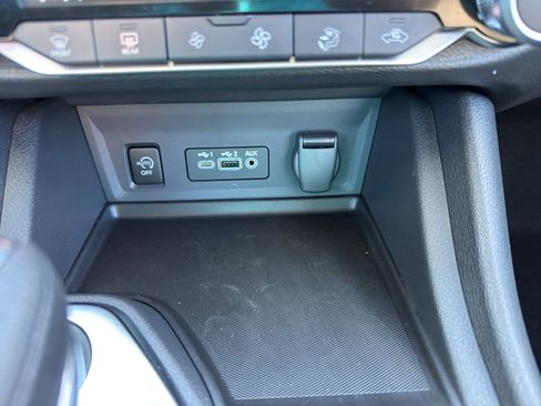 New 2025 Nissan Sentra SV image 19