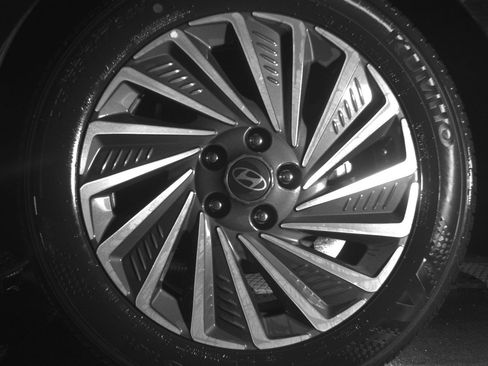 Used 2025 Hyundai Sonata SEL FWD image 14