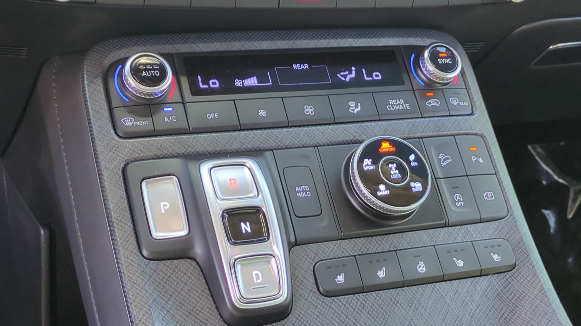 Used 2025 Hyundai Palisade Limited AWD/4WD image 24