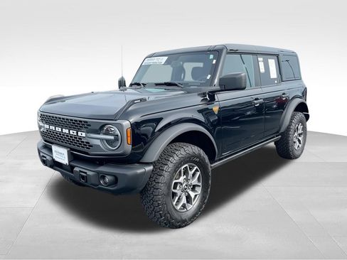 Used 2025 Ford Bronco Badlands AWD/4WD image 4