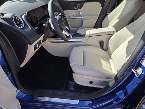 Used 2025 Mercedes-Benz GLA 250 image 10