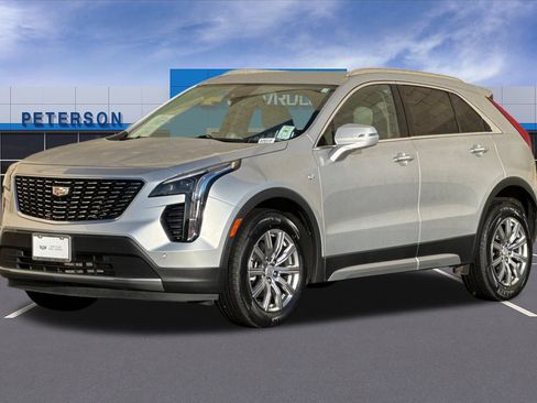 Certified 2022 Cadillac XT4 Premium Luxury w/ Enhanced Visibility Package image 8