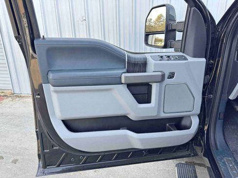 Used 2022 Ford F450 Limited w/ FX4 Off-Road Package image 49