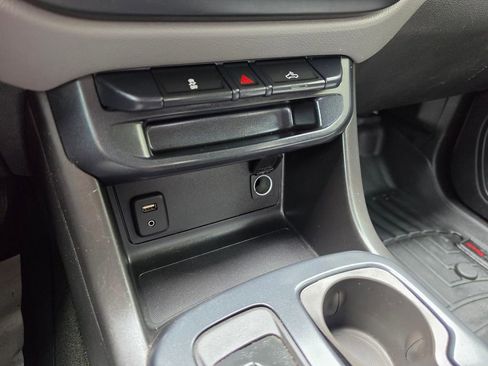 Used 2018 Chevrolet Colorado W/T RWD image 23