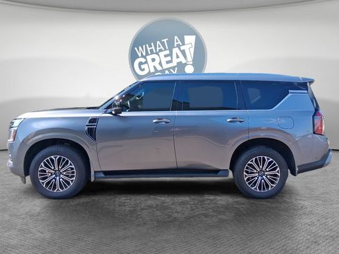 Used 2026 Nissan Armada SL w/ Captain's Chari Seat Package RWD image 7