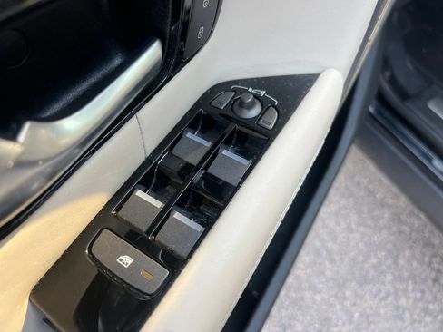 Used 2017 Land Rover Range Rover Evoque HSE AWD/4WD image 21