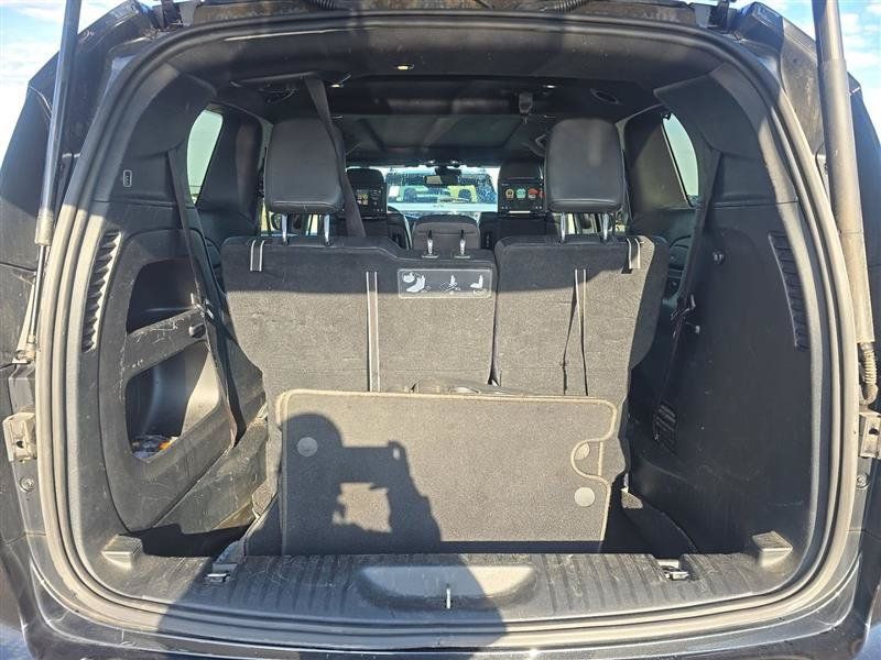 Used 2020 Chrysler Pacifica Touring-L FWD image 10