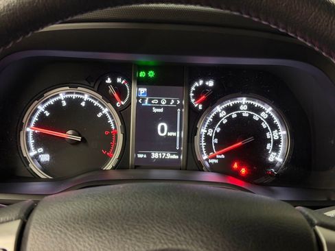 Used 2022 Toyota 4Runner TRD Sport image 40