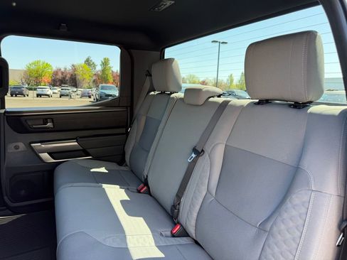 Used 2025 Toyota Tundra SR5 AWD/4WD image 28