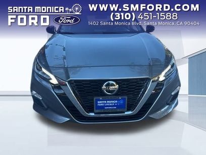Used 2019 Nissan Altima 2.5 SR w/ SR Premium Package