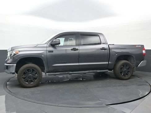 Used 2021 Toyota Tundra SR5 w/ SR5 Upgrade Package AWD/4WD image 23