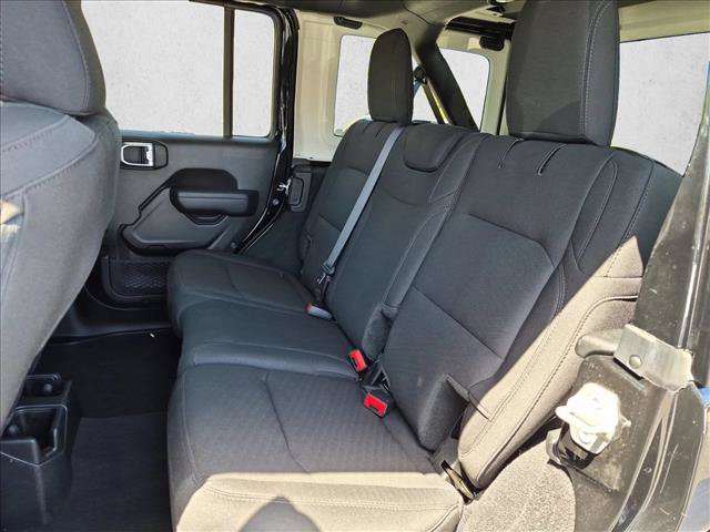 Used 2022 Jeep Wrangler Unlimited Sport w/ Sun And Sound Package AWD/4WD image 20