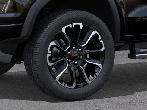 New 2026 GMC Canyon Denali w/ LPO, Black Badging Package AWD/4WD image 9