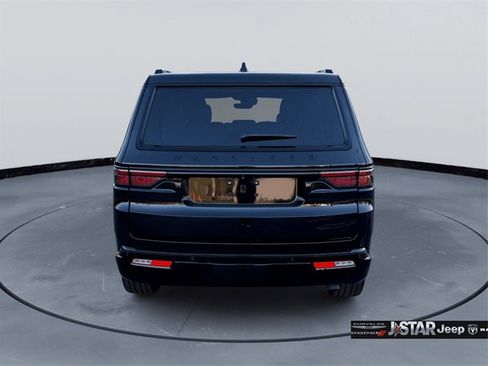 Used 2024 Jeep Wagoneer Series II w/ Convenience Group I image 6