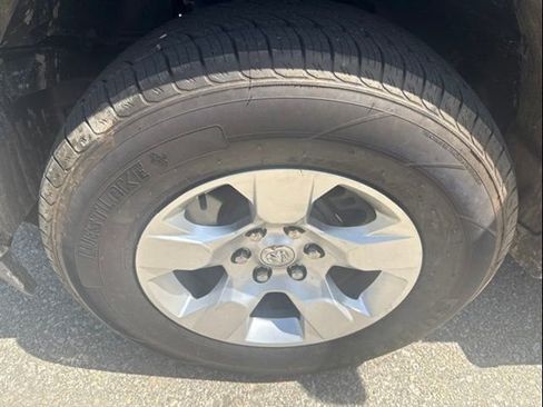 Used 2021 RAM 1500 Big Horn AWD/4WD image 10