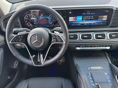 New 2026 Mercedes-Benz GLB 250 image 16
