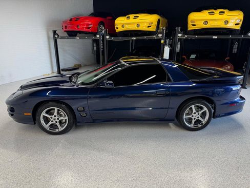 Used 2002 Pontiac Firebird Trans Am w/ SLP Firehawk Pkg RWD image 11