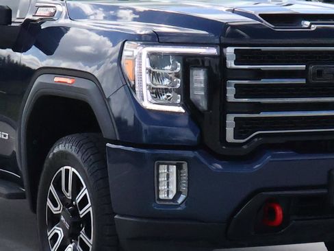 Used 2022 GMC Sierra 2500 AT4 image 7
