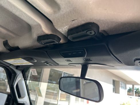 Used 2023 Jeep Gladiator Sport image 24