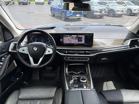 Used 2024 BMW X7 xDrive40i w/ Premium Package AWD/4WD image 31