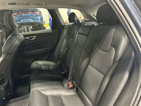 Used 2018 Volvo XC60 T6 Inscription w/ Convenience Package AWD/4WD image 30