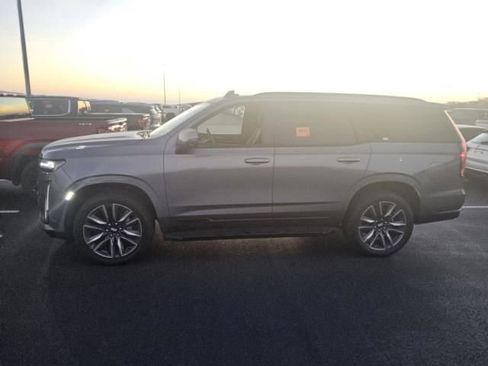 Used 2021 Cadillac Escalade Sport Platinum w/ Heavy-Duty Trailer Package image 7