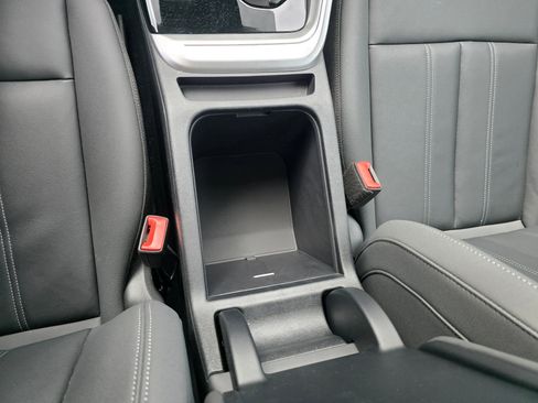 Certified 2025 Audi Q5 Premium w/ Convenience Package image 75