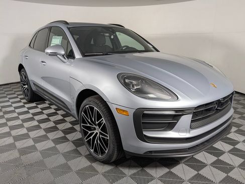 New 2026 Porsche Macan AWD/4WD image 9