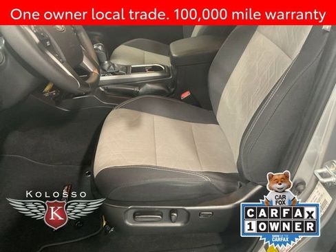 Used 2022 Toyota Tacoma TRD Off-Road w/ Black Out Package (TMS) image 10