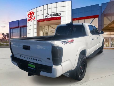 Used 2023 Toyota Tacoma TRD Sport image 4