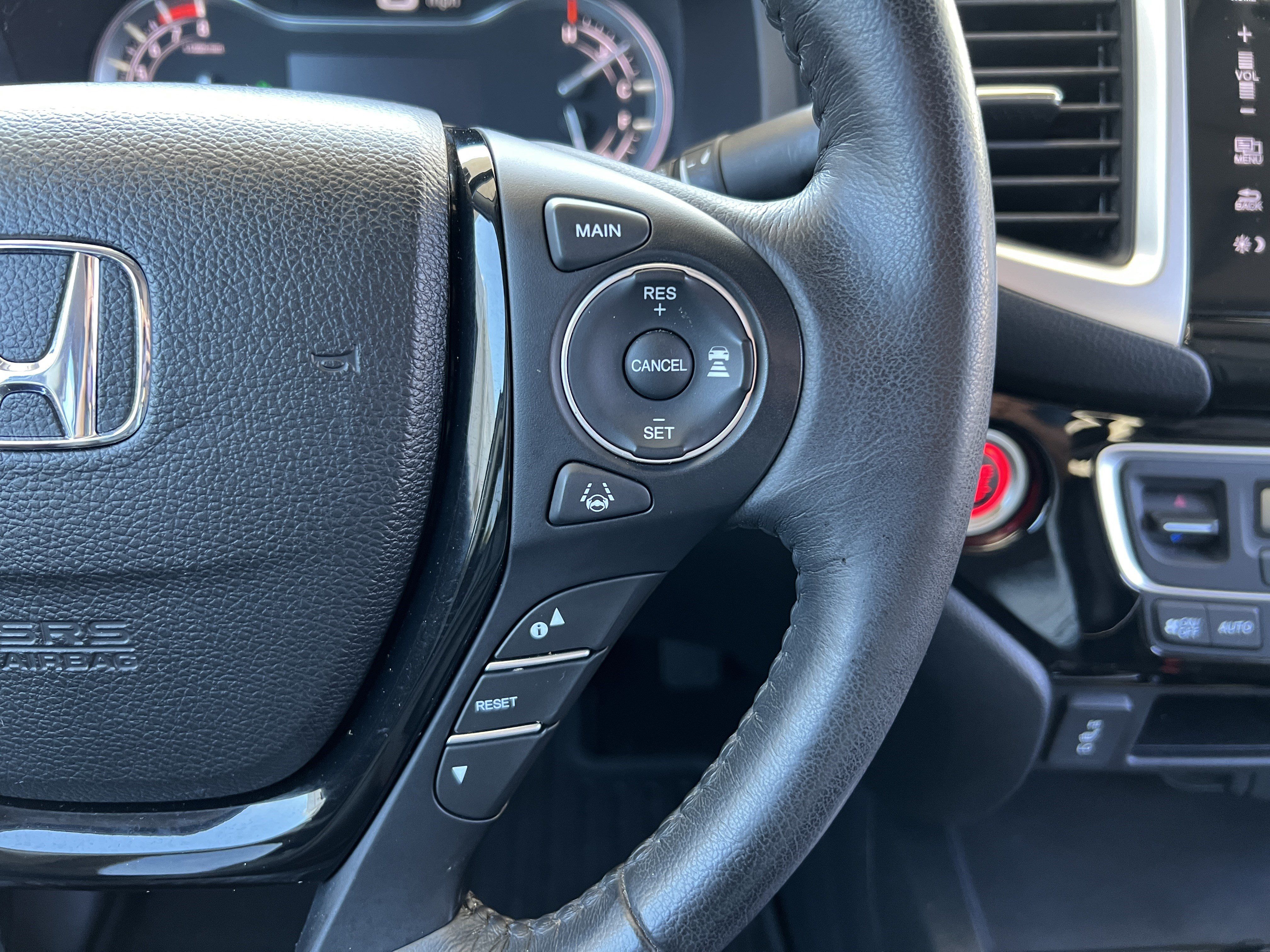Used 2019 Honda Ridgeline RTL-E image 25