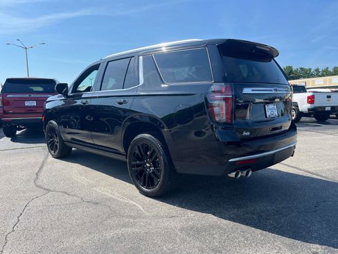 Used 2024 Chevrolet Tahoe High Country image 3