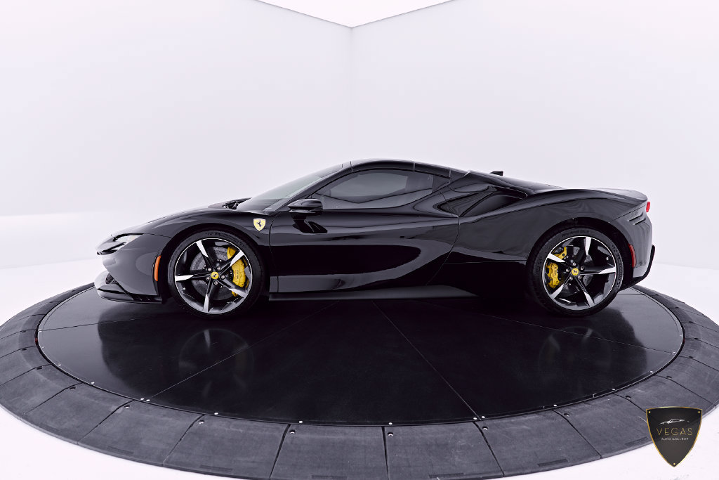 Used 2024 Ferrari SF90 Spider AWD/4WD image 13