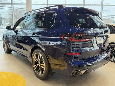 New 2026 BMW X7 xDrive40i image 6