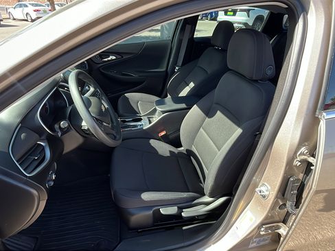 Certified 2024 Chevrolet Malibu LS image 10