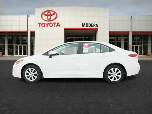 New 2026 Toyota Corolla LE image 10